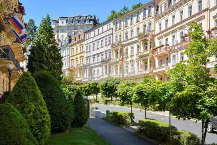 Prodej bytu 1+kk, Karlovy Vary, Sadová, 46 m2