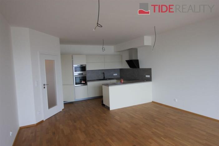 Pronájem bytu 4+kk, Praha - Karlín, Za Karlínským přístavem, 95 m2
