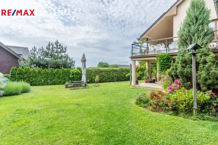 Prodej vícegeneračního domu, Černolice, Pod Hůrkou, 420 m2