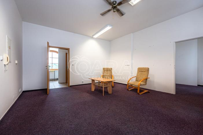 Pronájem obchodního prostoru, Mladá Boleslav - Mladá Boleslav I, Vodkova, 543 m2