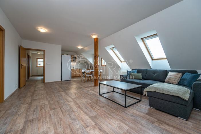 Pronájem obchodního prostoru, Mladá Boleslav - Mladá Boleslav I, Vodkova, 543 m2