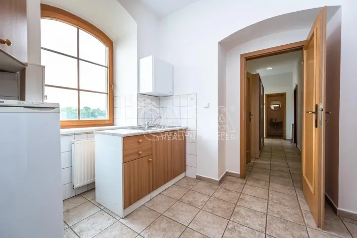 Pronájem obchodního prostoru, Mladá Boleslav - Mladá Boleslav I, Vodkova, 543 m2