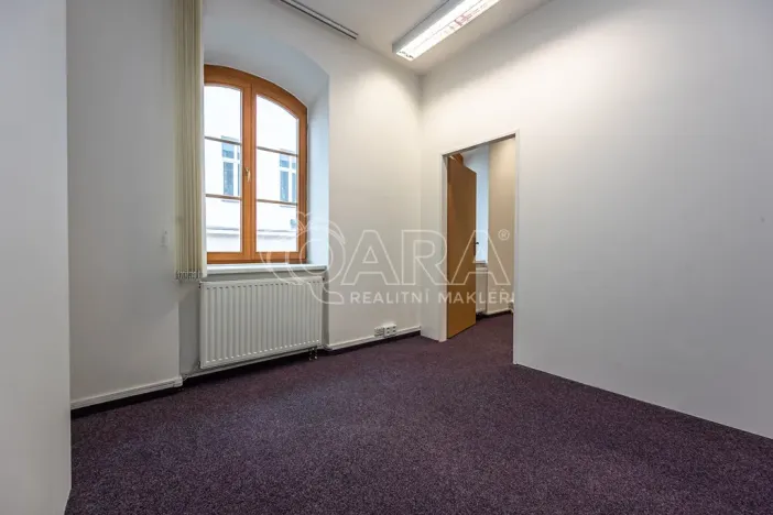 Pronájem obchodního prostoru, Mladá Boleslav - Mladá Boleslav I, Vodkova, 543 m2