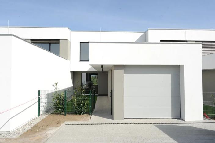 Pronájem rodinného domu, Praha - Horní Měcholupy, U Golfu, 180 m2