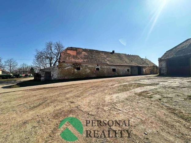 Prodej podílu 1/2 zemědělské usedlosti, Kounov, 1000 m2