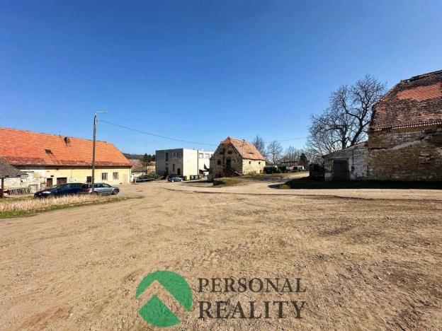 Prodej podílu 1/2 zemědělské usedlosti, Kounov, 1000 m2