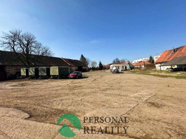 Prodej podílu 1/2 zemědělské usedlosti, Kounov, 1000 m2