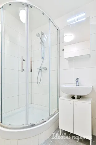 Pronájem bytu 2+kk, Brno - Starý Lískovec, Kyjevská, 40 m2