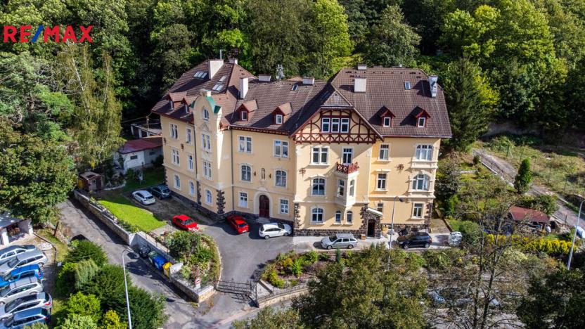 Pronájem bytu 6+kk a větší, Karlovy Vary, Na Vyhlídce, 144 m2