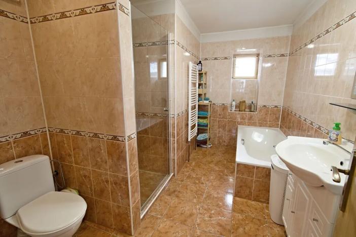 Prodej zemědělské usedlosti, Horšovský Týn, 215 m2