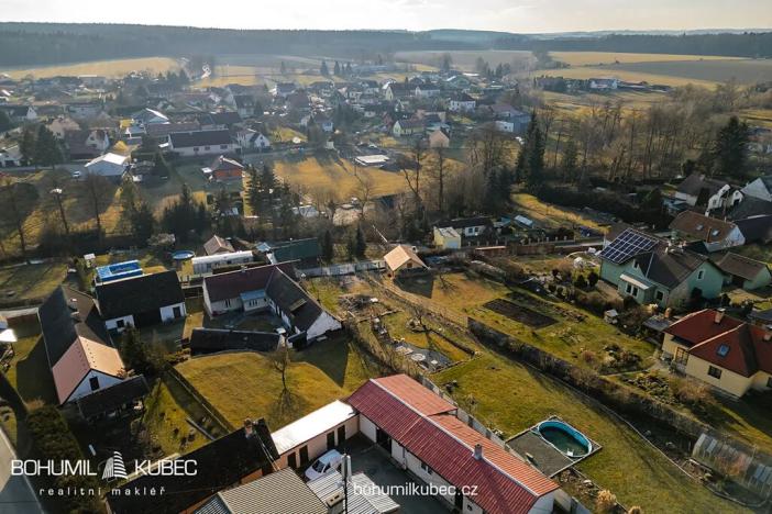 Prodej pozemku pro bydlení, Ústrašice, 648 m2