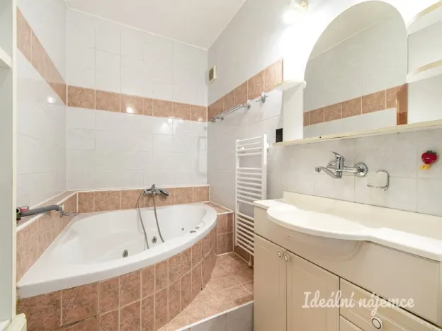 Pronájem bytu 4+kk, Čelákovice, U Kapličky, 83 m2