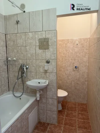 Pronájem bytu 1+1, Žatec, Husova, 36 m2