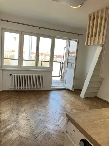 Pronájem bytu 1+kk, Praha - Vinohrady, Ondříčkova, 30 m2