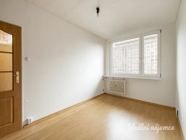 Pronájem bytu 3+1, Praha - Kobylisy, Šiškova, 64 m2