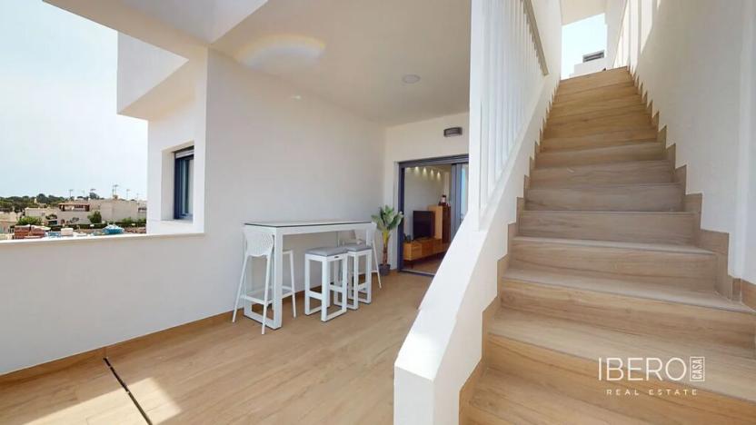 Prodej rodinného domu, Torrevieja, Španělsko, 131 m2