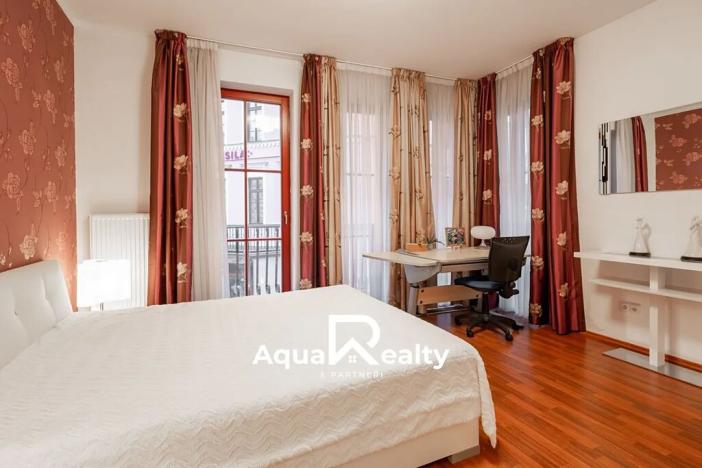 Prodej bytu 3+1, Karlovy Vary, Zámecký vrch, 99 m2