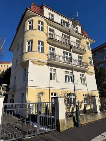 Prodej bytu 3+kk, Karlovy Vary, Škroupova, 100 m2