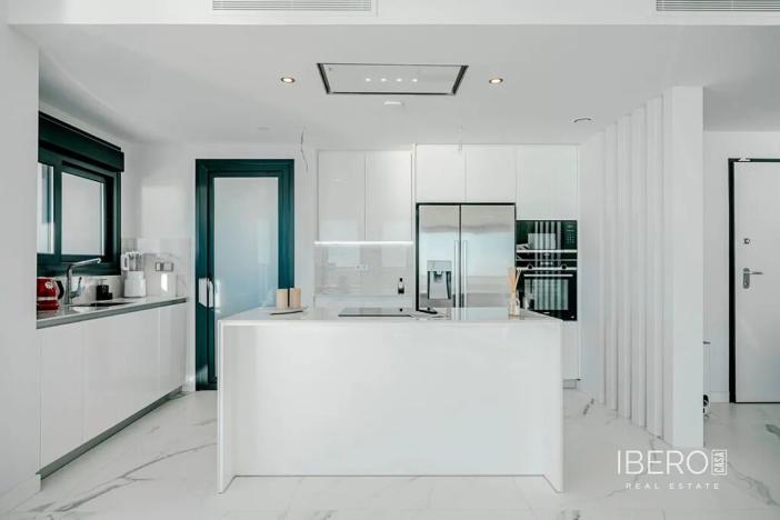 Prodej bytu 4+kk, Benidorm, Španělsko, 119 m2