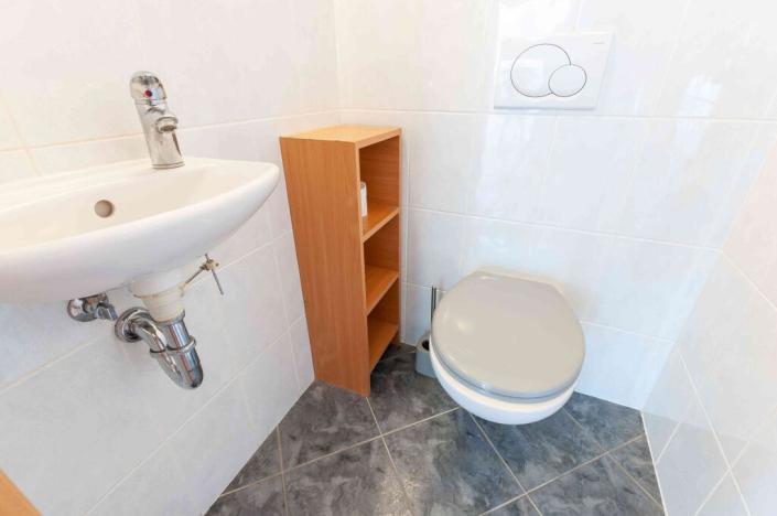 Pronájem bytu 3+kk, Praha - Řeporyje, Dělená, 79 m2