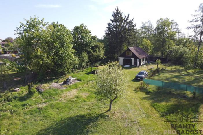 Prodej zahrady, Úžice, 1680 m2