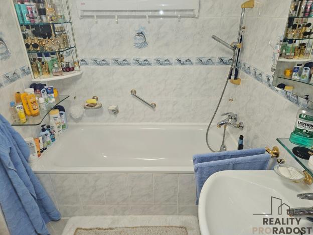 Prodej rodinného domu, Hřensko - Mezná, 310 m2