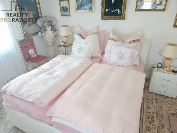 Prodej rodinného domu, Hřensko - Mezná, 310 m2