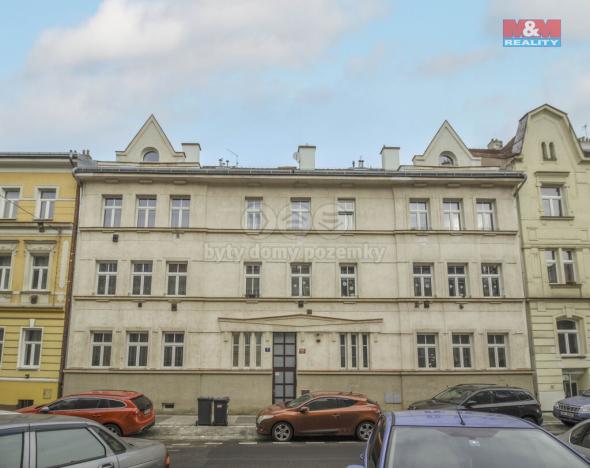 Prodej bytu 3+1, Praha, Věšínova, 77 m2