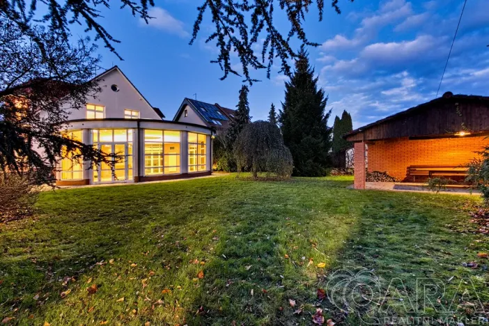 Prodej rodinného domu, Praha - Libuš, Betáňská, 509 m2