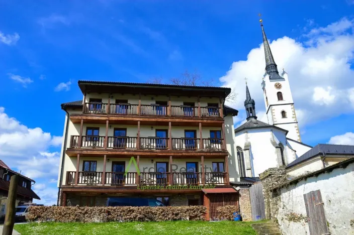 Prodej rodinného domu, Frymburk, 525 m2