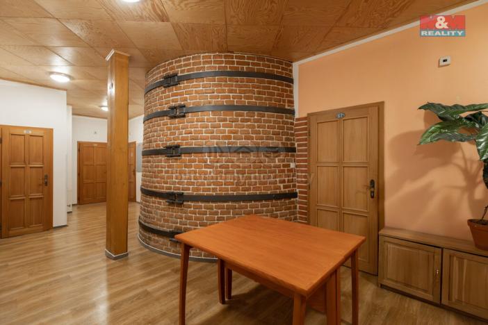 Prodej obchodního prostoru, Černotín, 2100 m2