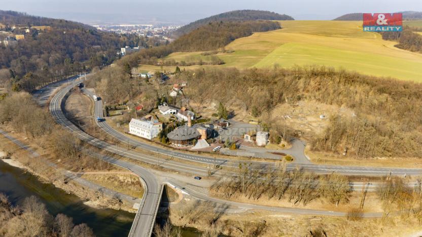 Prodej obchodního prostoru, Černotín, 2100 m2