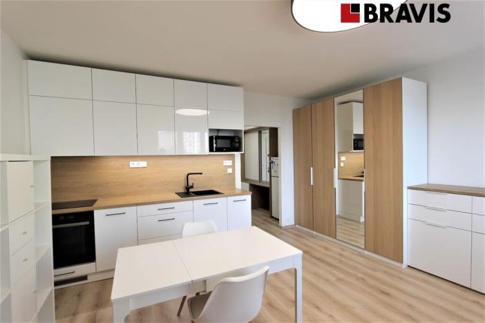 Pronájem bytu 1+kk, Brno - Líšeň, Elplova, 32 m2