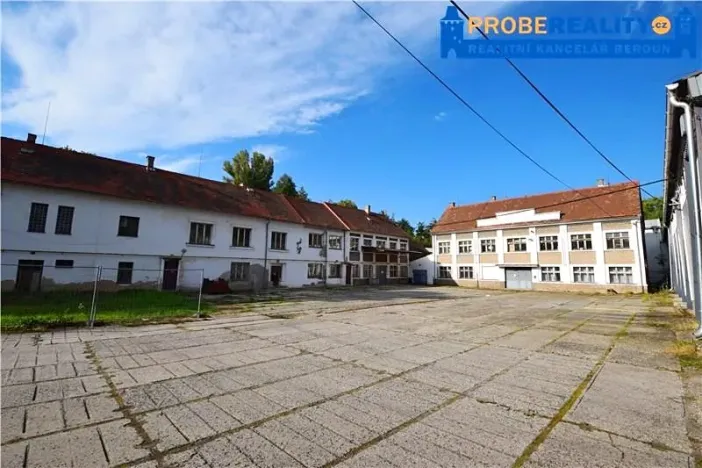 Prodej komerčního pozemku, Králův Dvůr, Pivovarská, 4740 m2