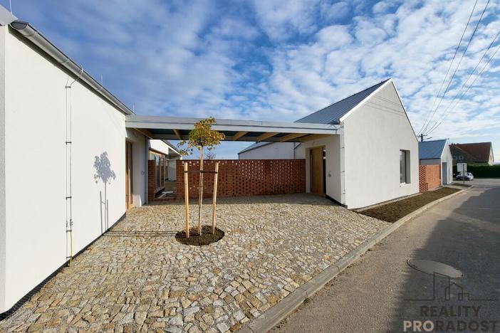 Prodej rodinného domu, Miroslav, Rybniční, 170 m2