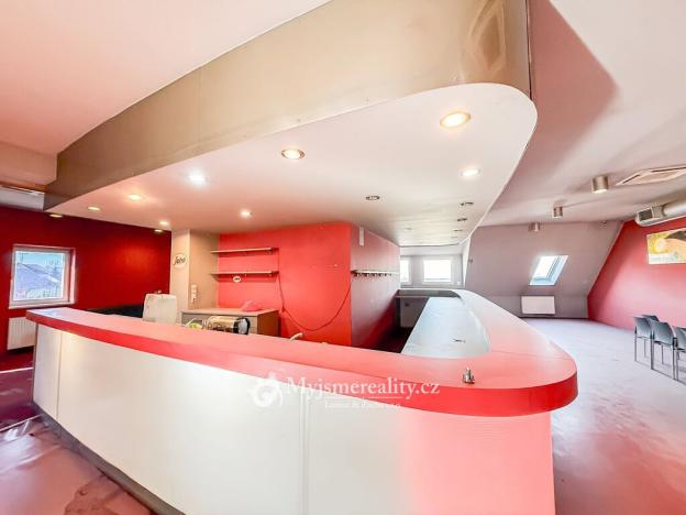 Pronájem obchodního prostoru, Znojmo - Oblekovice, Evropská, 230 m2