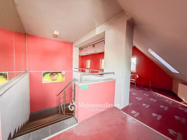 Pronájem obchodního prostoru, Znojmo - Oblekovice, Evropská, 230 m2