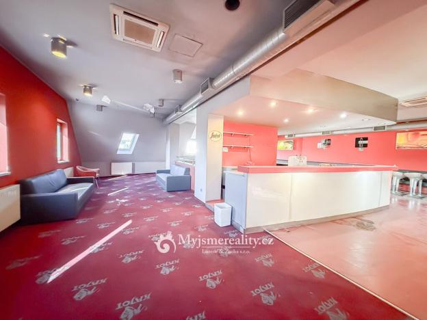 Pronájem obchodního prostoru, Znojmo - Oblekovice, Evropská, 230 m2