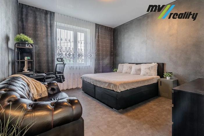 Prodej rodinného domu, Chrášťany, 196 m2