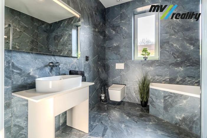 Prodej rodinného domu, Chrášťany, 196 m2