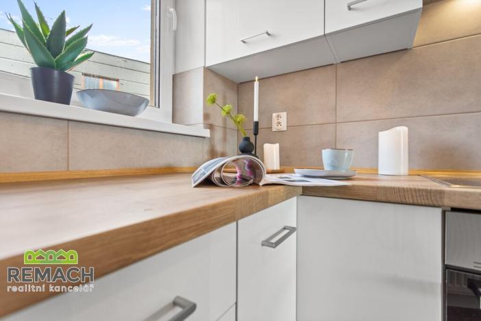 Pronájem bytu 2+kk, Náchod, Riegrova, 52 m2