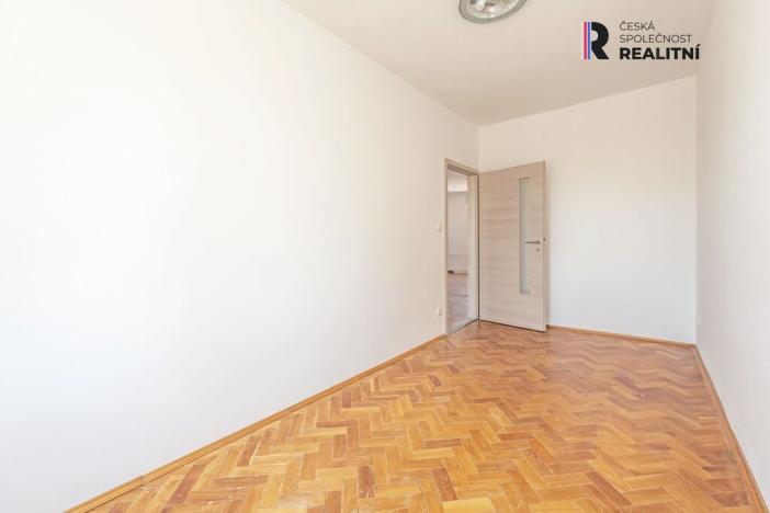 Prodej bytu 3+1, Znojmo, Bolzanova, 64 m2