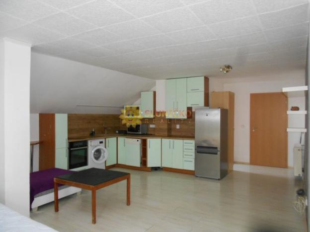 Pronájem bytu 1+kk, Hradec Králové - Svobodné Dvory, Bohdanečská, 57 m2