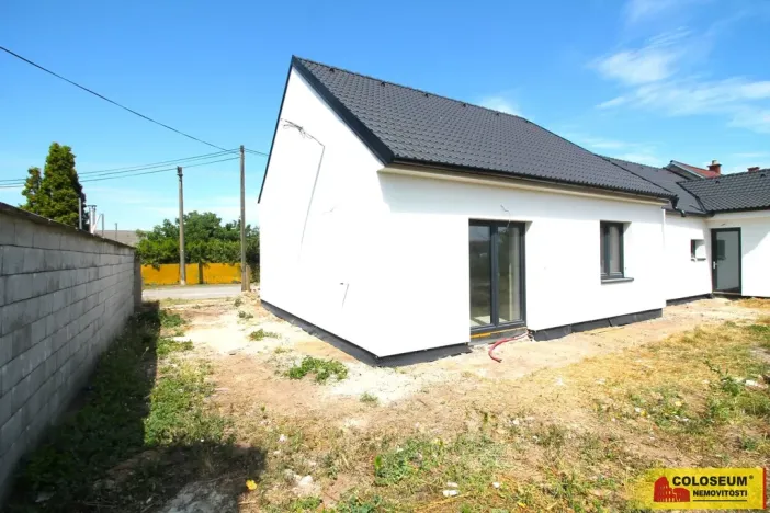 Prodej rodinného domu, Hevlín, 60 m2