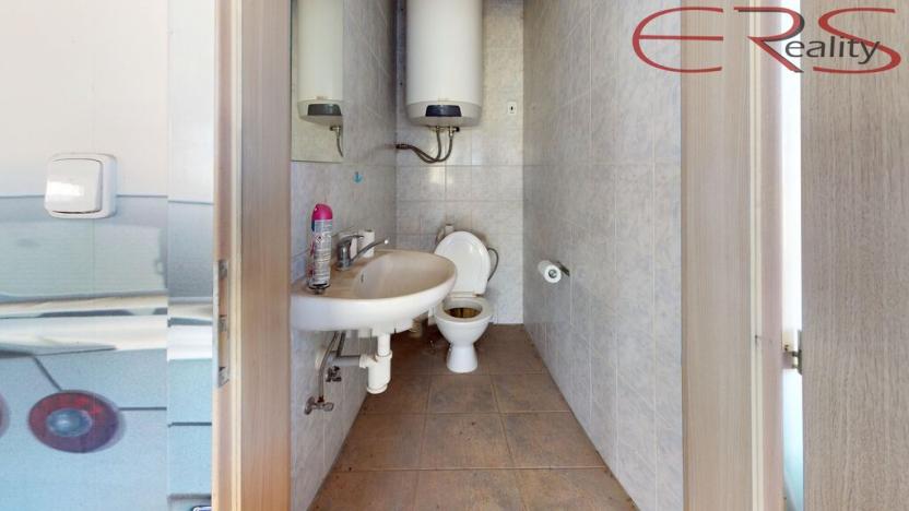 Prodej skladu, Březina, 325 m2