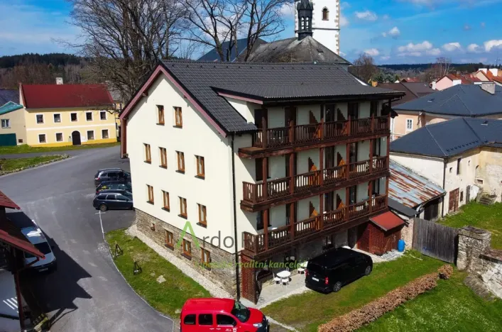 Prodej ubytování, Frymburk, 595 m2