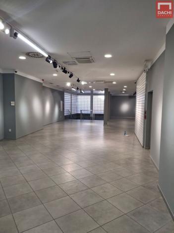 Pronájem obchodního prostoru, Olomouc, 28. října, 645 m2
