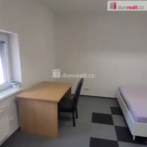 Pronájem bytu 1+kk, Praha - Hostavice, Pilská, 16 m2