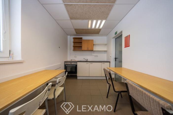 Pronájem výrobních prostor, Moravské Budějovice - Vranín, 200 m2