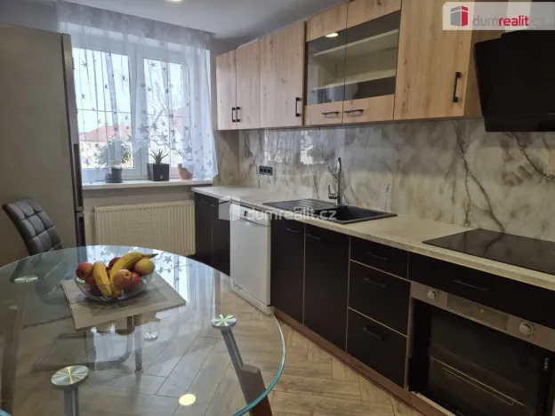 Prodej bytu 5+1, Kaplice, Omlenická, 160 m2